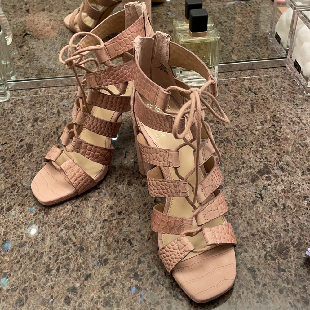 Vince Camuto Rose/plush colored lace up heels